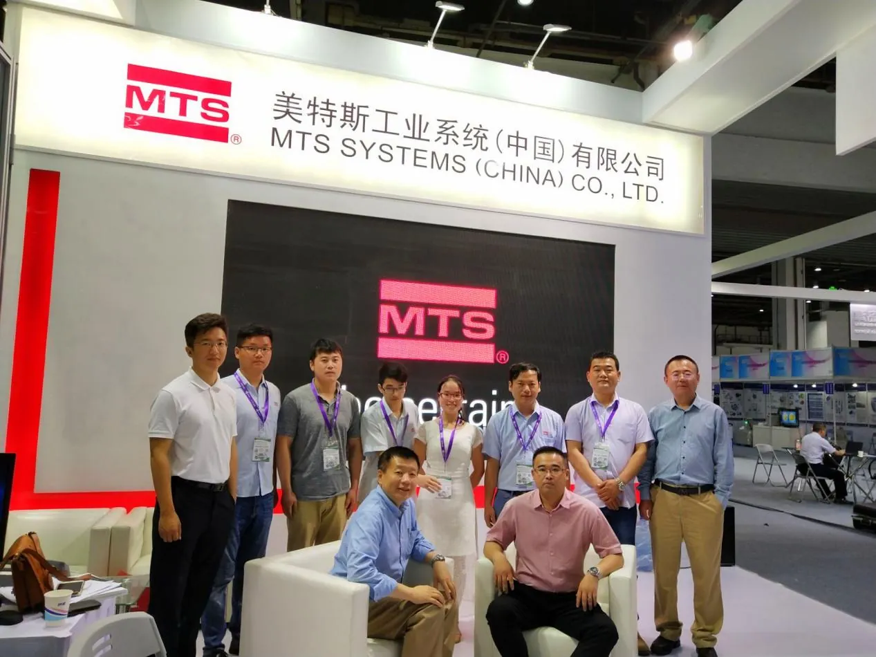 MTS旗舰产品助力第十届SAMPE超轻复合材料桥梁/机翼学生竞赛